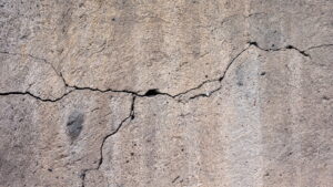 crack-in-concrete